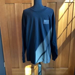 EUC Long sleeve XL